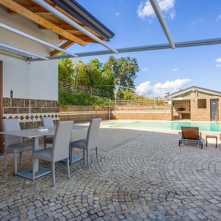 Villa Santoro Ai Tre Ulivi Con Piscina Privata Caiazzo Eksteriør bilde