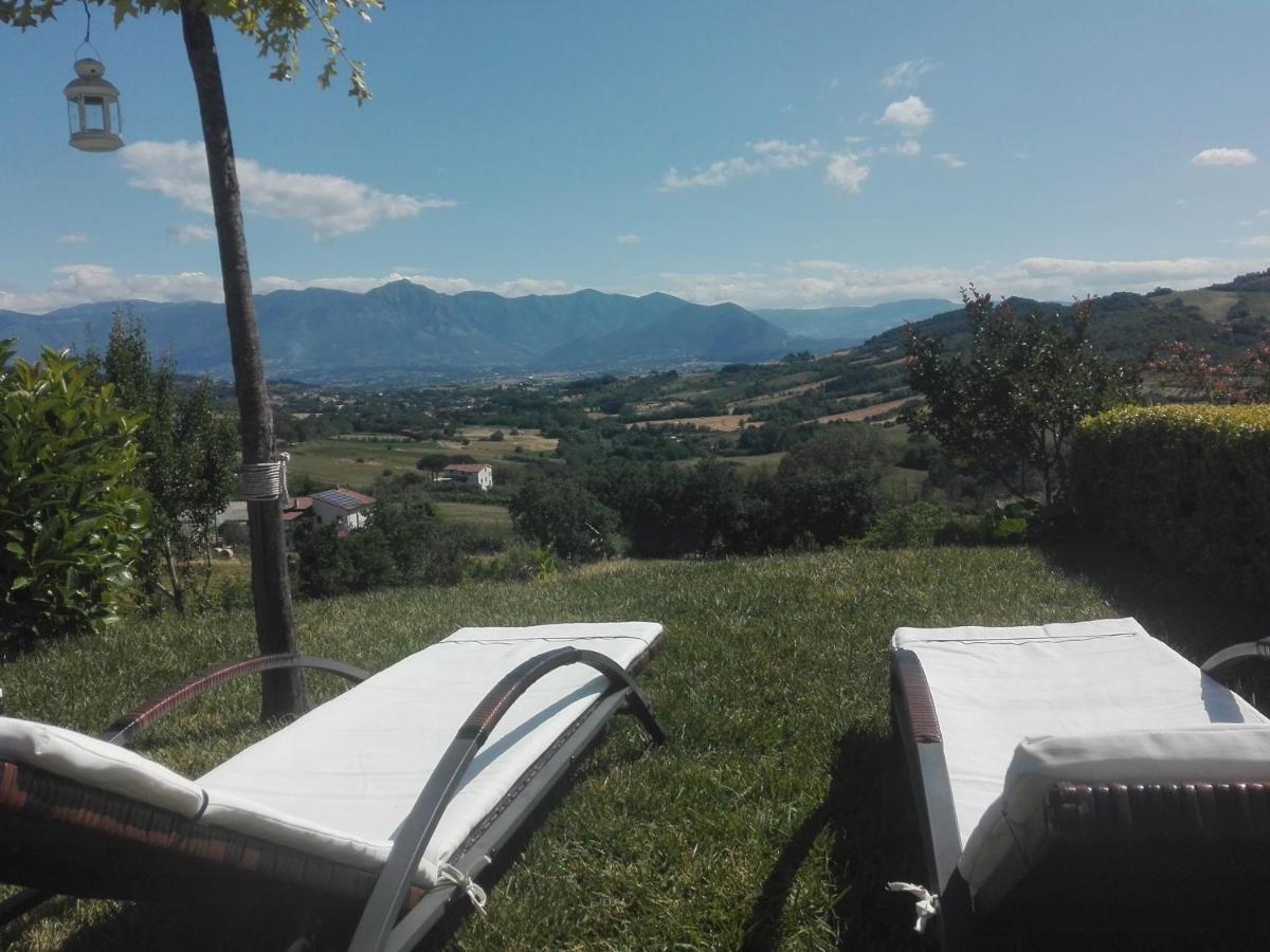 Villa Santoro Ai Tre Ulivi Con Piscina Privata Caiazzo Eksteriør bilde
