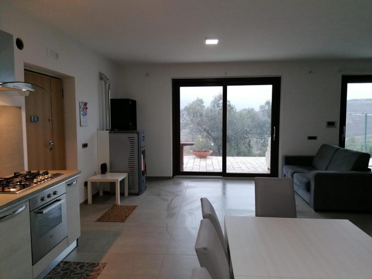 Villa Santoro Ai Tre Ulivi Con Piscina Privata Caiazzo Eksteriør bilde