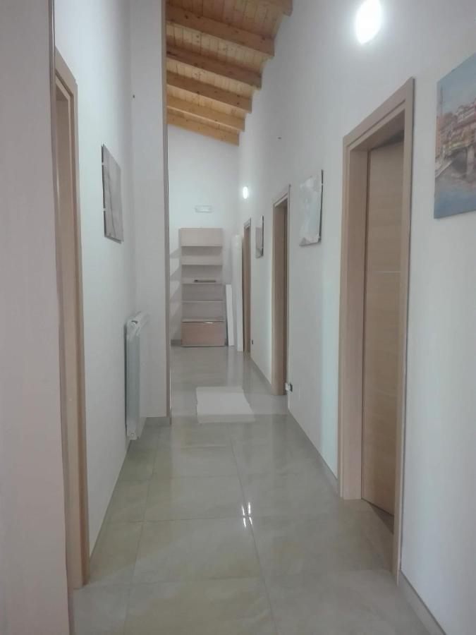 Villa Santoro Ai Tre Ulivi Con Piscina Privata Caiazzo Eksteriør bilde
