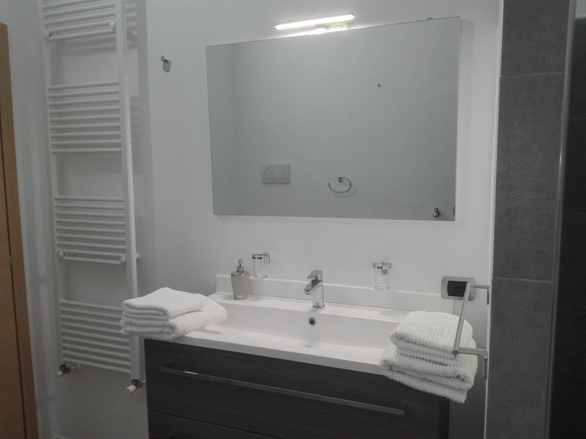 Villa Santoro Ai Tre Ulivi Con Piscina Privata Caiazzo Eksteriør bilde