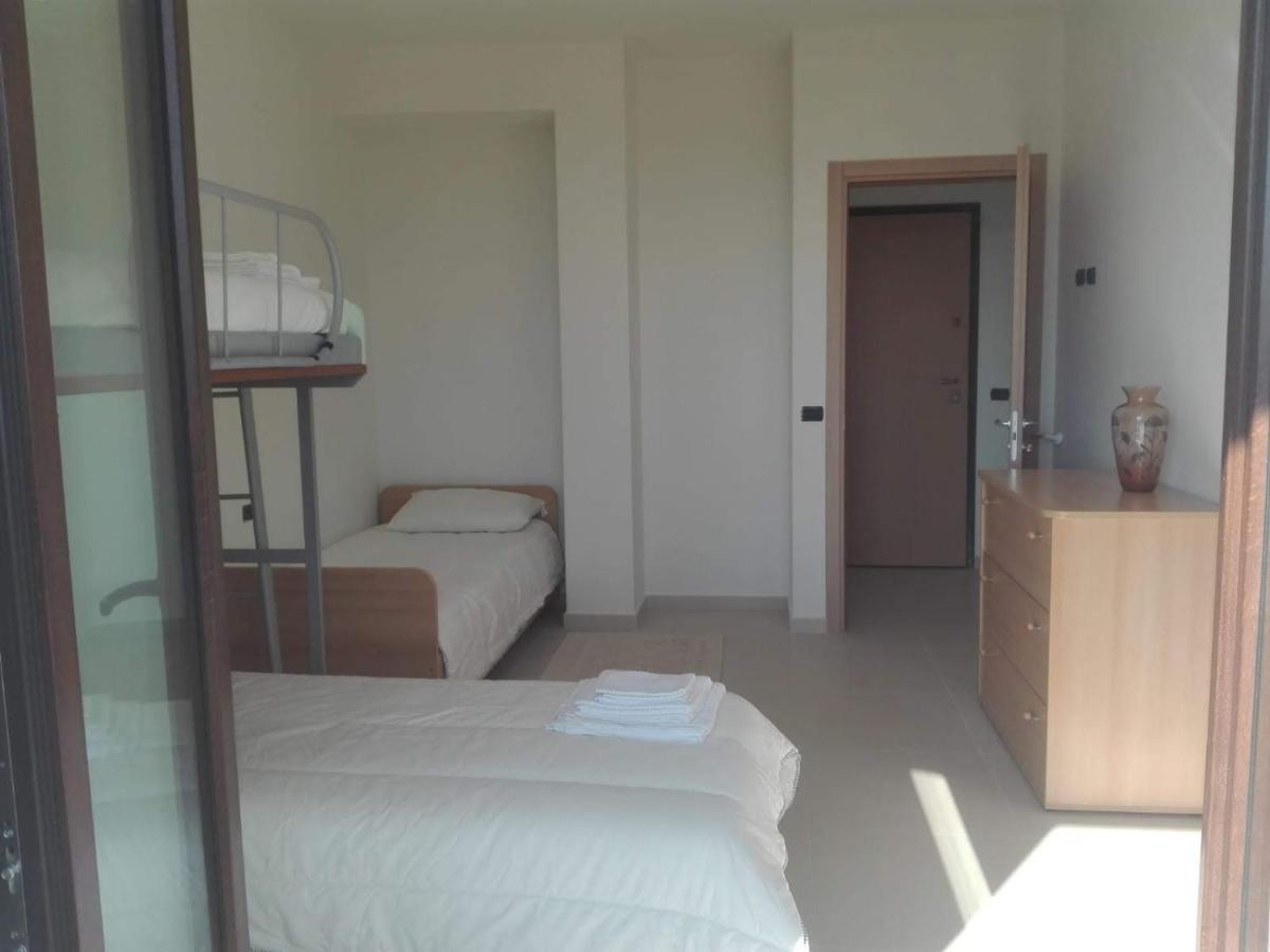 Villa Santoro Ai Tre Ulivi Con Piscina Privata Caiazzo Eksteriør bilde
