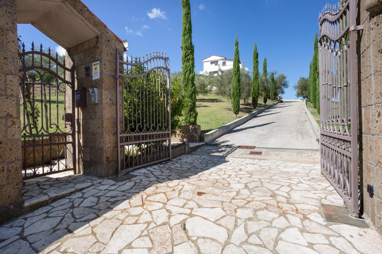Villa Santoro Ai Tre Ulivi Con Piscina Privata Caiazzo Eksteriør bilde
