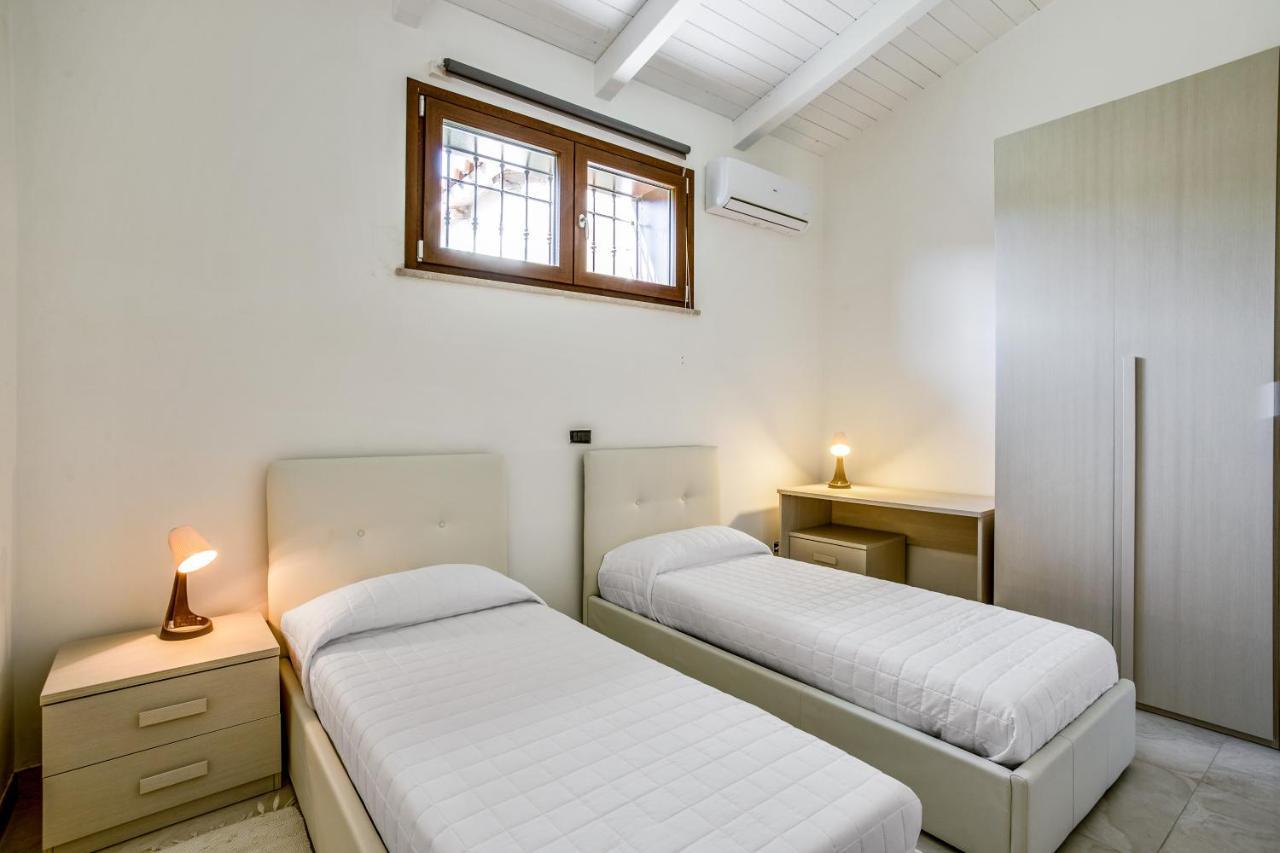 Villa Santoro Ai Tre Ulivi Con Piscina Privata Caiazzo Eksteriør bilde