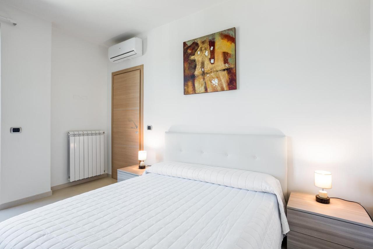 Villa Santoro Ai Tre Ulivi Con Piscina Privata Caiazzo Eksteriør bilde
