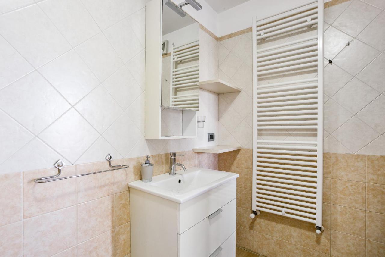Villa Santoro Ai Tre Ulivi Con Piscina Privata Caiazzo Eksteriør bilde